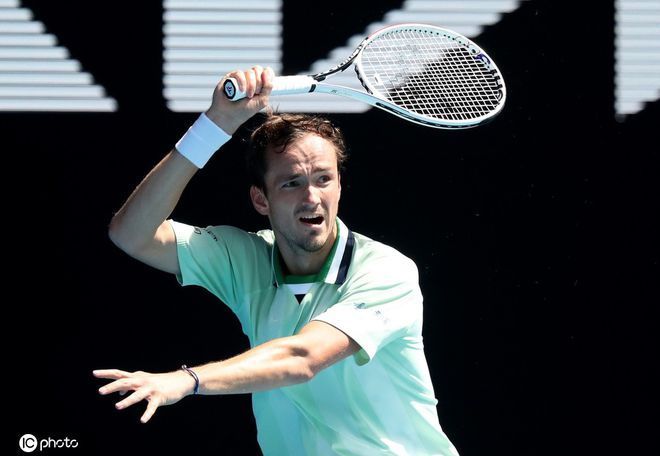 排名展开激 排名展开激