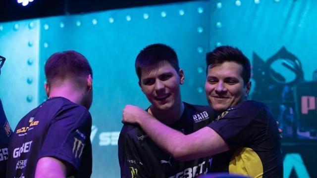 分钟乃至更 分钟乃至更